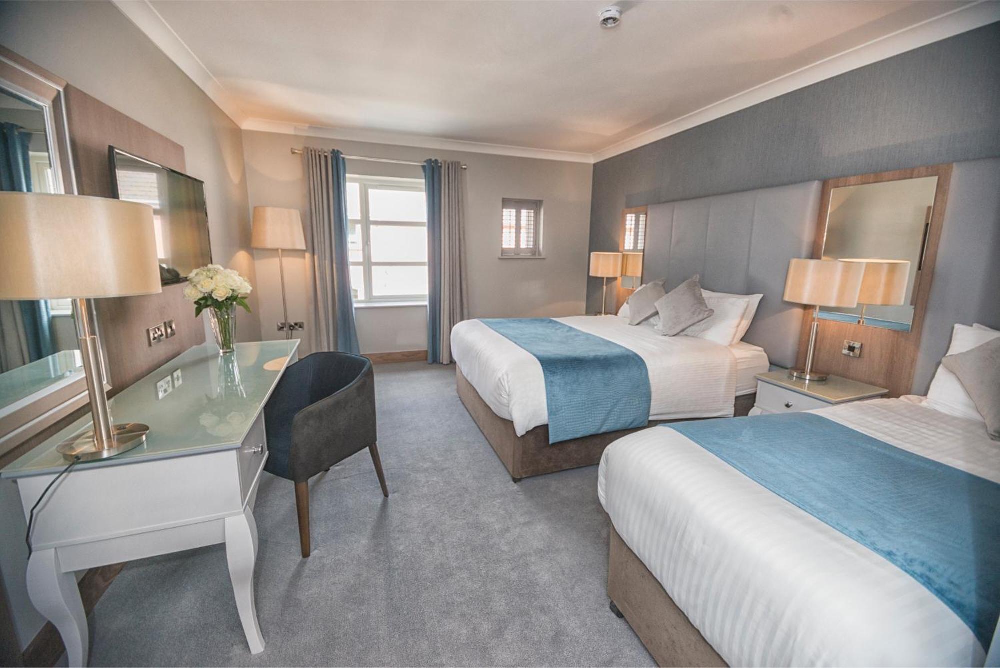 The Riverside Park Hotel Enniscorthy Exterior photo