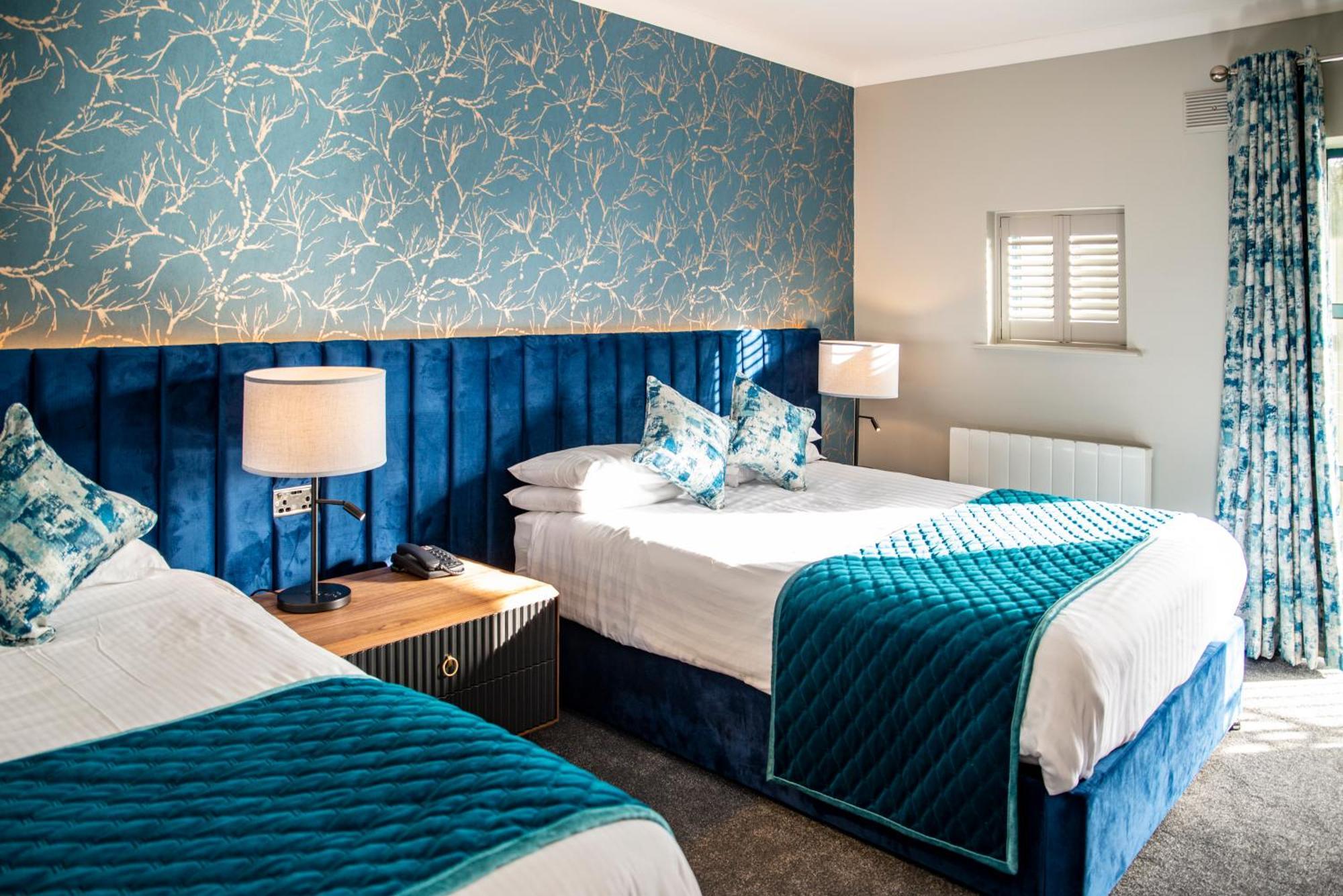 The Riverside Park Hotel Enniscorthy Exterior photo